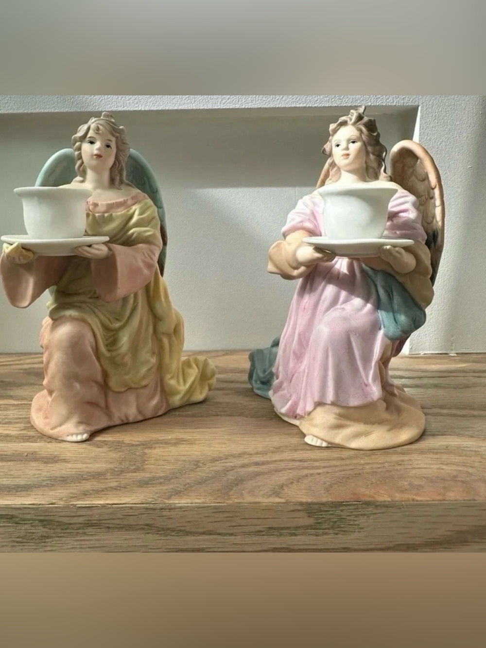 Victorian 1982 MANN
Milano Porcelain
Figurine/Candle Holders angels home decor
